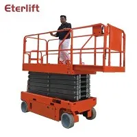 ลิฟท์กรรไกรแบบขับเคลื่อนด้วยตนเองที่ใช้แบตเตอรี่